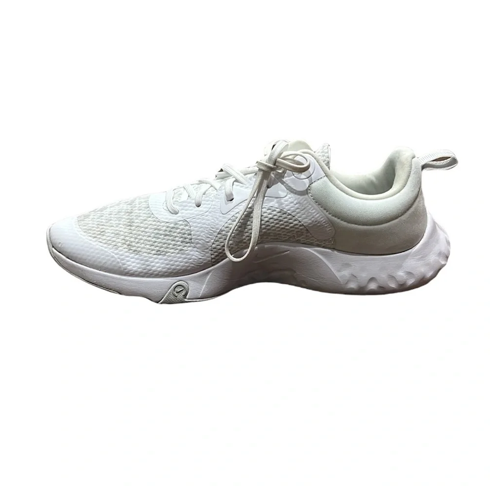 Nike Women’s In-Season TR 11 Training Shoes Size 9